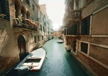 Les nouvelles comp&eacute;tences indispensables pour les chauffeurs VTC en 2025